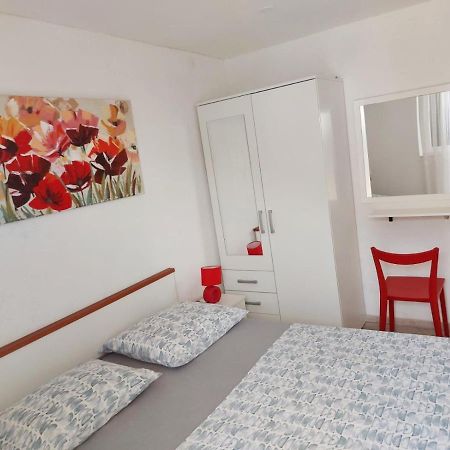 Apartments Villa Antony Drvenik  Εξωτερικό φωτογραφία