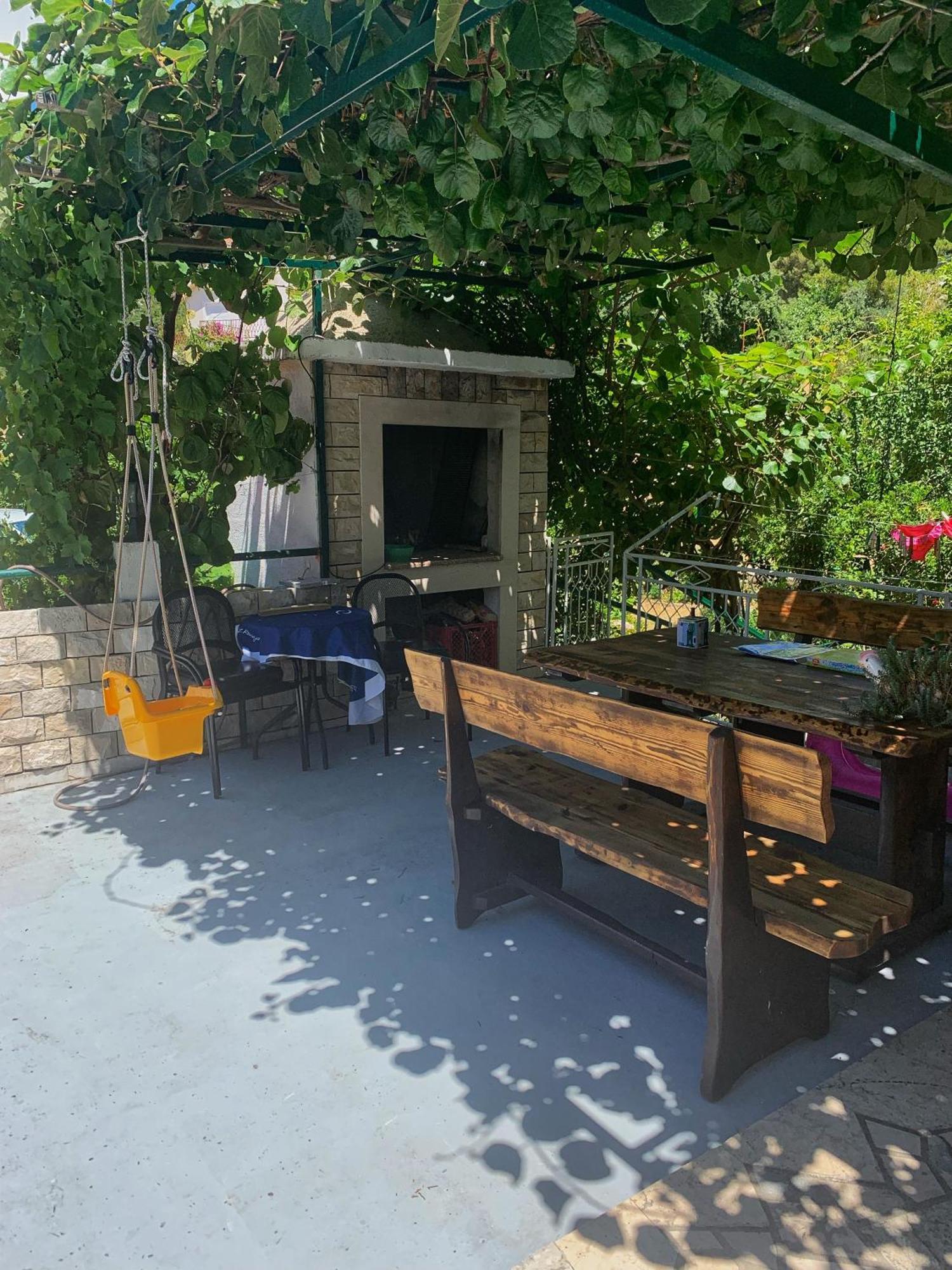 Apartments Villa Antony Drvenik  Εξωτερικό φωτογραφία