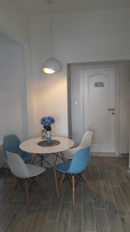 Apartments Villa Antony Drvenik  Εξωτερικό φωτογραφία