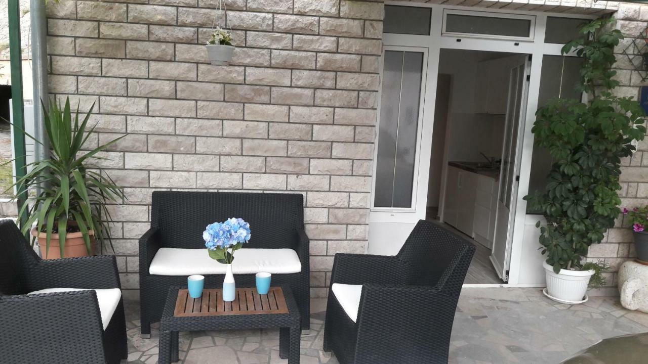 Apartments Villa Antony Drvenik  Εξωτερικό φωτογραφία