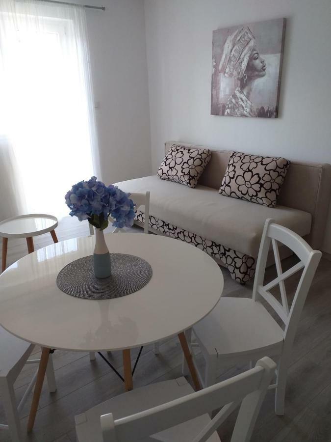 Apartments Villa Antony Drvenik  Εξωτερικό φωτογραφία