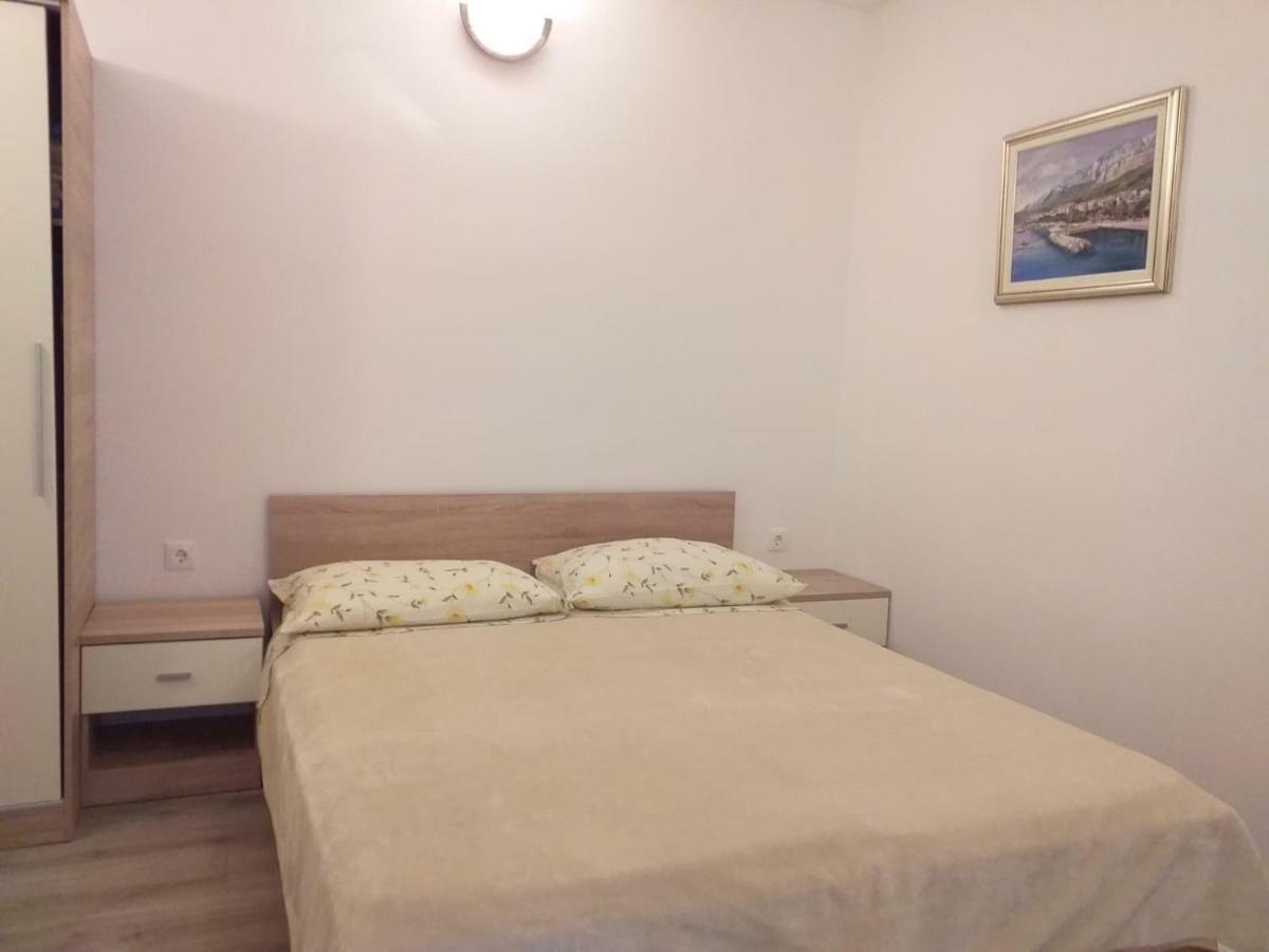 Apartments Villa Antony Drvenik  Εξωτερικό φωτογραφία
