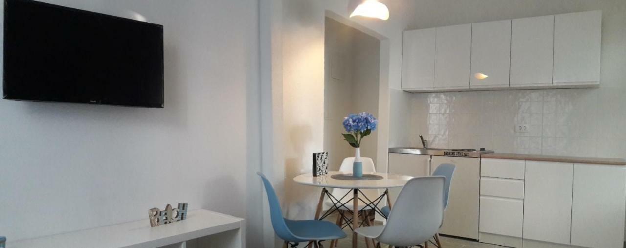 Apartments Villa Antony Drvenik  Εξωτερικό φωτογραφία