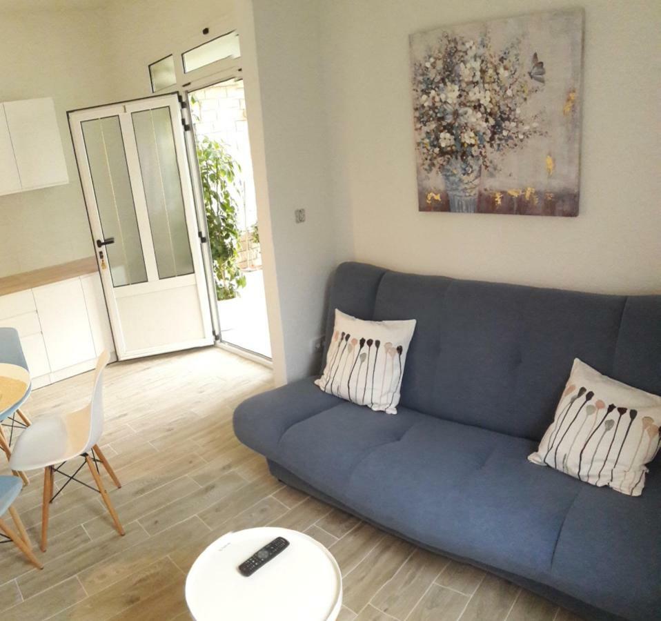 Apartments Villa Antony Drvenik  Εξωτερικό φωτογραφία