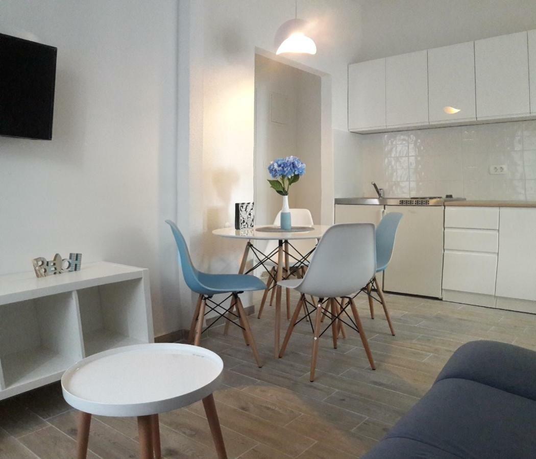 Apartments Villa Antony Drvenik  Εξωτερικό φωτογραφία